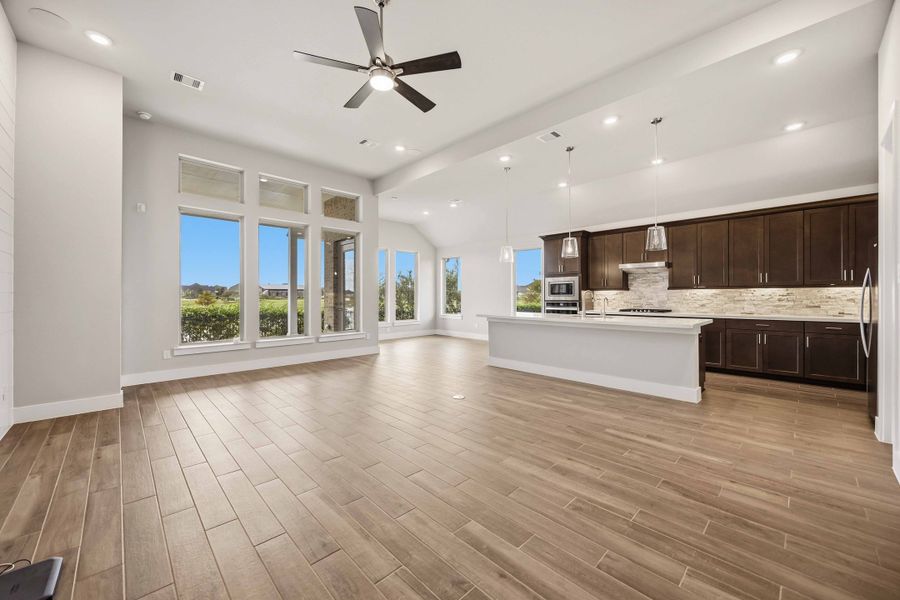 Spacious, unfurnished interior of a new home in Arabella on the Prairie, Richmond (Image 15).