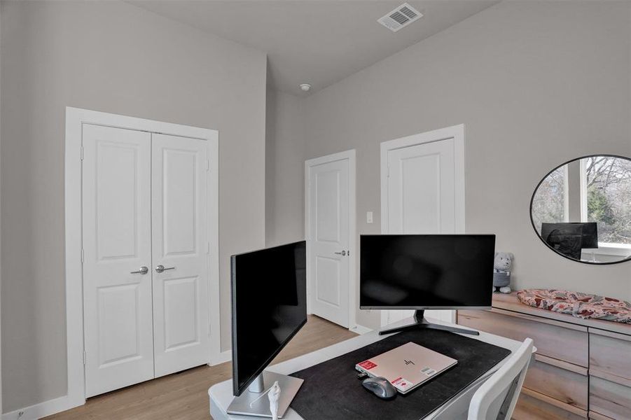 Furnished interior view inside a new home in , Richardson (Image 16). Furnished interior view inside a new home in , Richardson (Image 16).