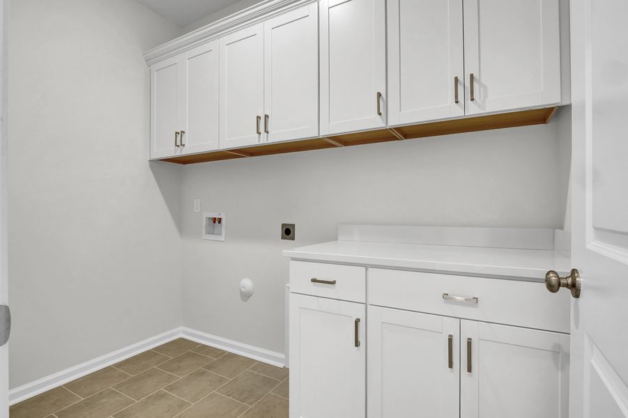 Furnished interior view inside a new home in Grand Park, Leland (Image 12).