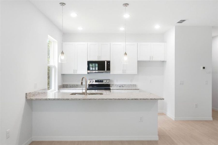 Furnished interior view inside a new home in , Eustis (Image 7).