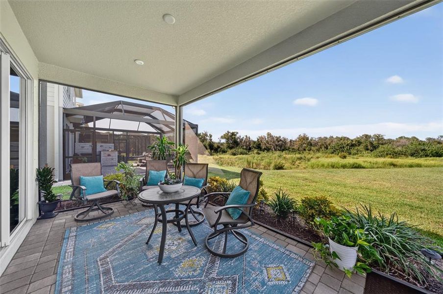 Exterior details and patio area of a home in , Lakewood Ranch (Image 29).
