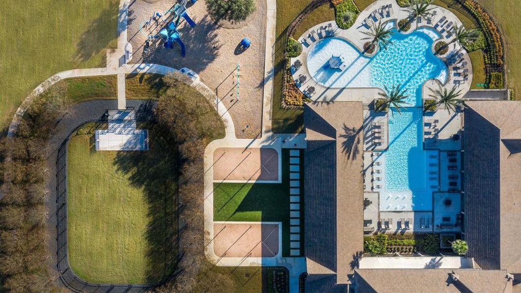 Community amenities in Amira, Tomball (Image 12).