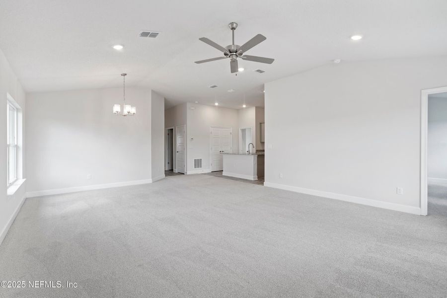 Spacious, unfurnished interior of a new home in Shadow Crest at Rolling Hills, Green Cove Springs (Image 13).