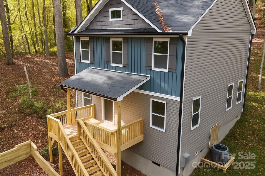Exterior details and patio area of a home in , Maggie Valley (Image 25).