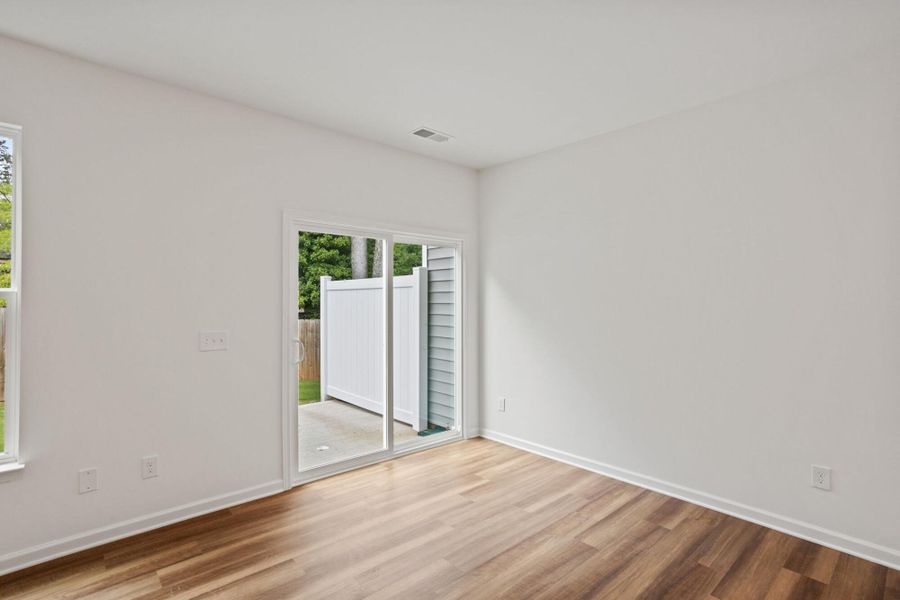 Spacious, unfurnished interior of a new home in East Main Townes, Spartanburg (Image 20). Spacious, unfurnished interior of a new home in East Main Townes, Spartanburg (Image 20).