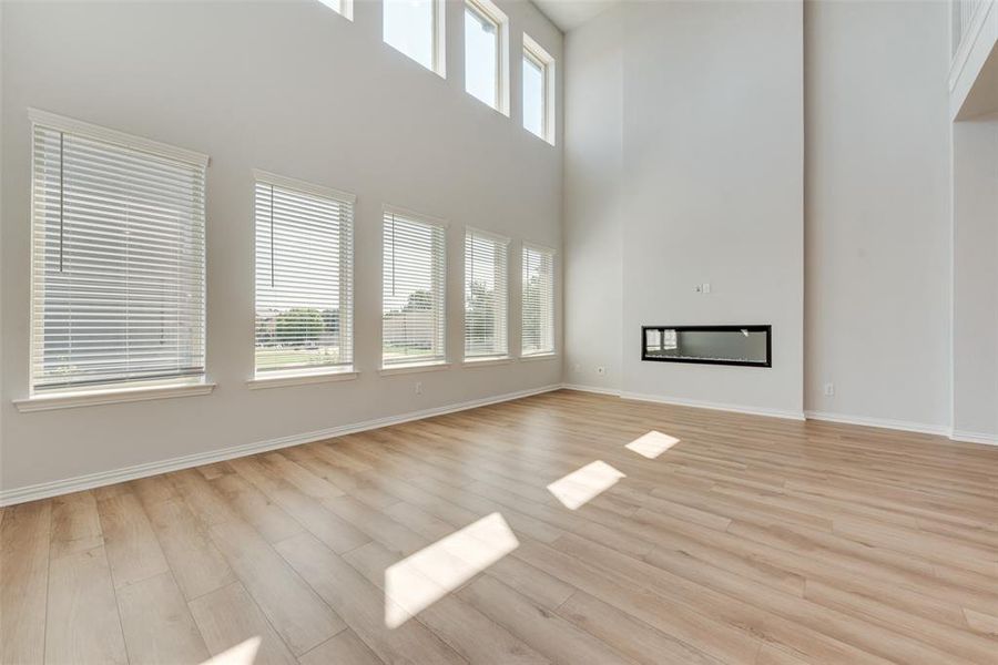 Spacious, unfurnished interior of a new home in Wade Settlement Townhomes, Frisco (Image 15). Spacious, unfurnished interior of a new home in Wade Settlement Townhomes, Frisco (Image 15).