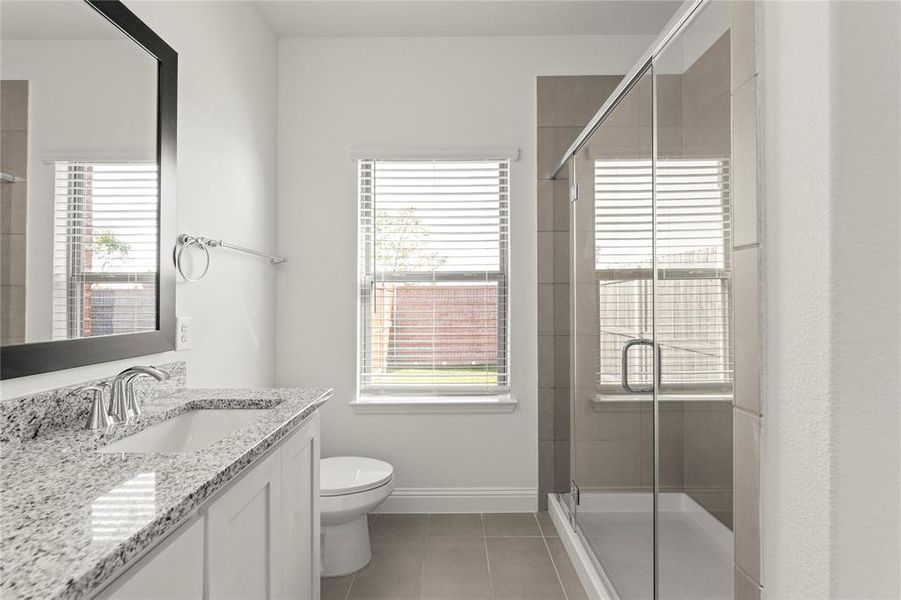 14_1072 Happy Holly, Lavon 14_1072 Happy Holly, Lavon