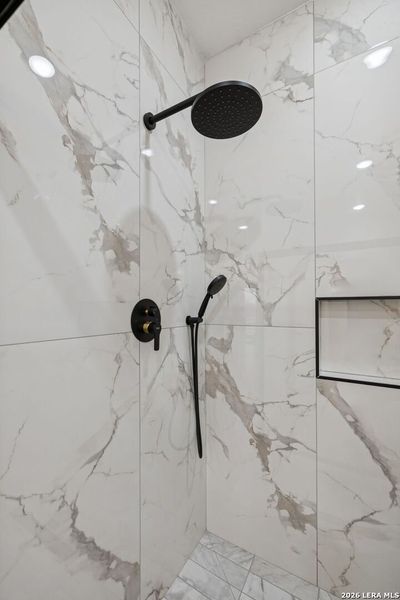 Close-up of interior finishes inside a home in , Floresville (Image 20).