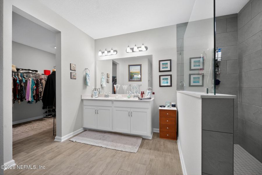 Furnished interior view inside a new home in , Yulee (Image 22).