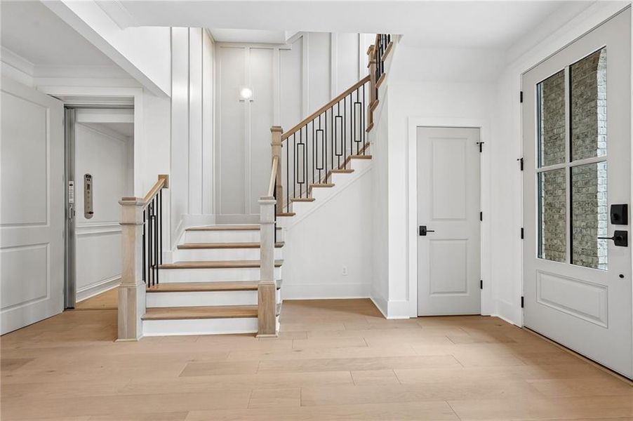 Spacious, unfurnished interior of a new home in Park Walke, Alpharetta (Image 41).