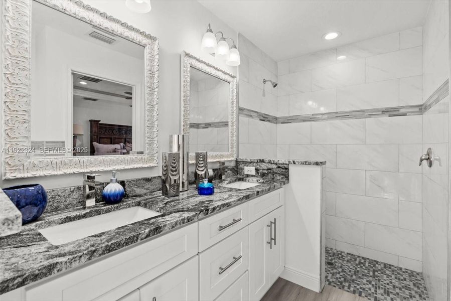 Furnished interior view inside a new home in , Port St. Lucie (Image 18).