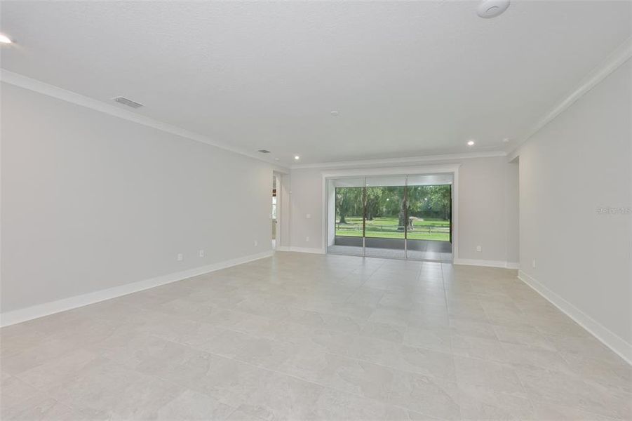 Spacious, unfurnished interior of a new home in , Parrish (Image 33).