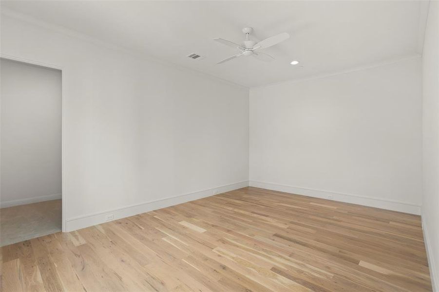 Spacious, unfurnished interior of a new home in , Dallas (Image 19). Spacious, unfurnished interior of a new home in , Dallas (Image 19).