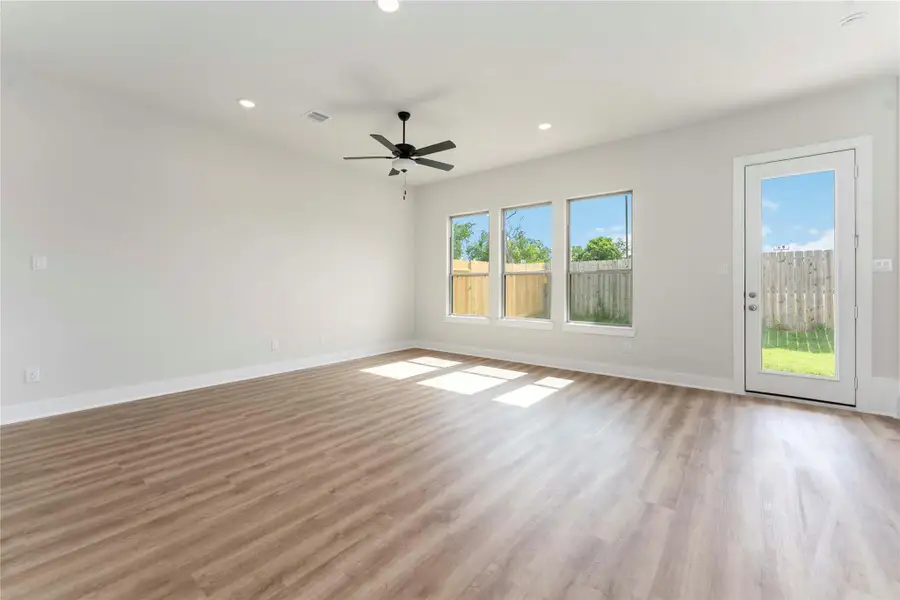 Image 7 of a home in Cay Landing. Image 7 of a home in Cay Landing.