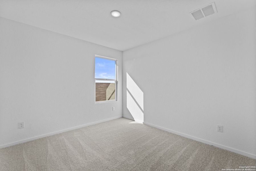 Spacious, unfurnished interior of a new home in , New Braunfels (Image 22).