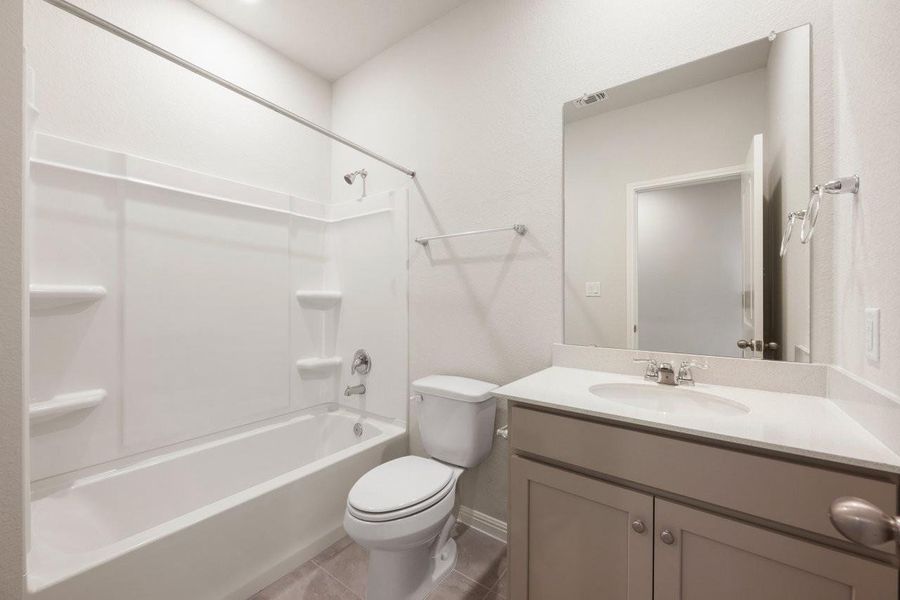 Photos are representative images and renderings for illustrative purposes only. Actual structural options and design images of the home may vary.