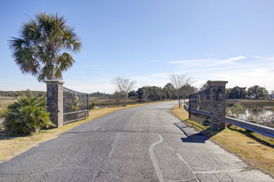 Image 79 of a home in .