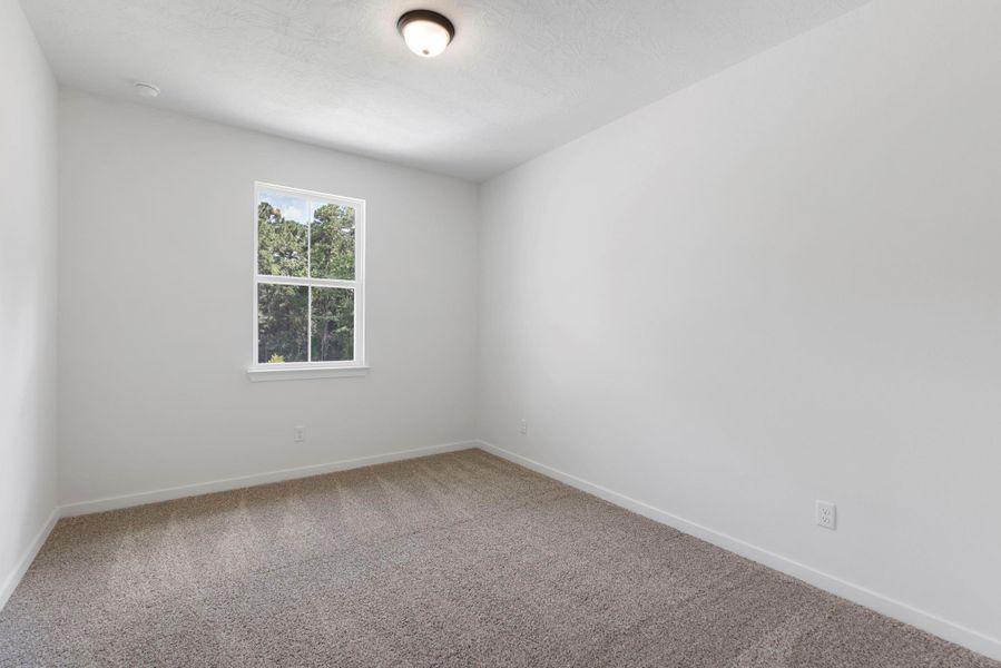 Spacious, unfurnished interior of a new home in Spring Lake, Huntsville (Image 31).