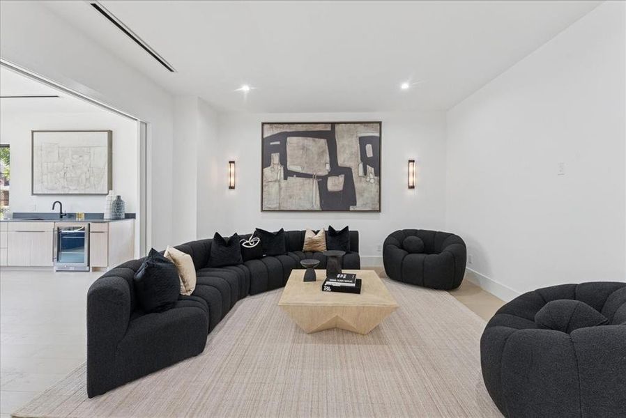 Furnished interior view inside a new home in , Dallas (Image 6). Furnished interior view inside a new home in , Dallas (Image 6).