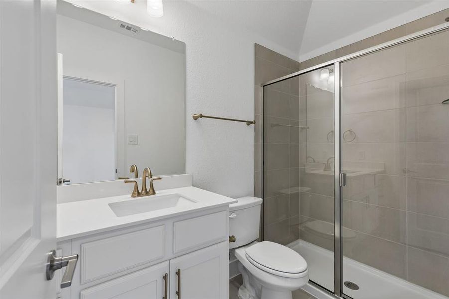 Furnished interior view inside a new home in , McKinney (Image 12).