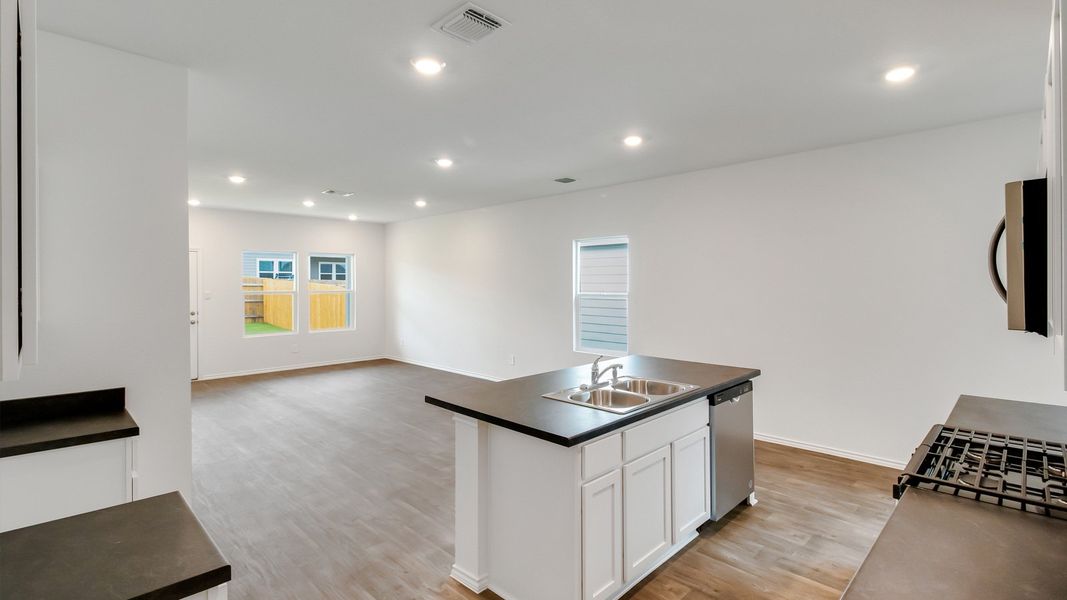 Representative furnished interior of a home built from the The Hanna by D.R. Horton in Wayside, Uhland (Image 6). Representative furnished interior of a home built from the The Hanna by D.R. Horton in Wayside, Uhland (Image 6).