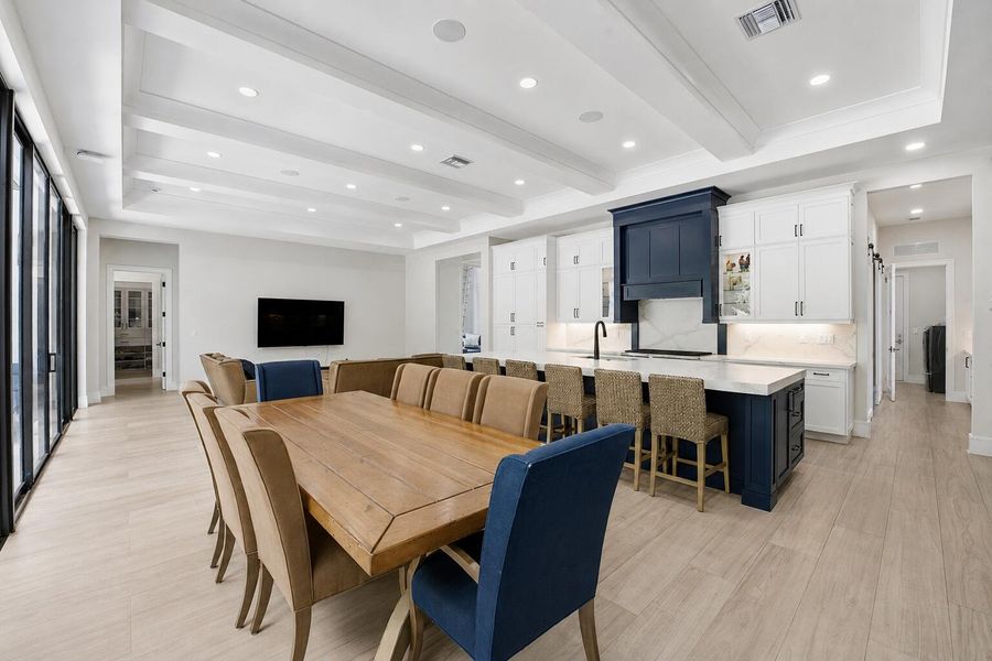 Custom Ceiling