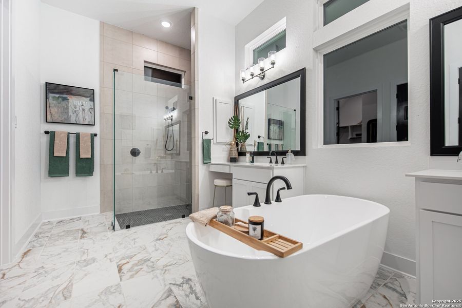 Furnished interior view inside a new home in Mesa Western, Cibolo (Image 7). Furnished interior view inside a new home in Mesa Western, Cibolo (Image 7).