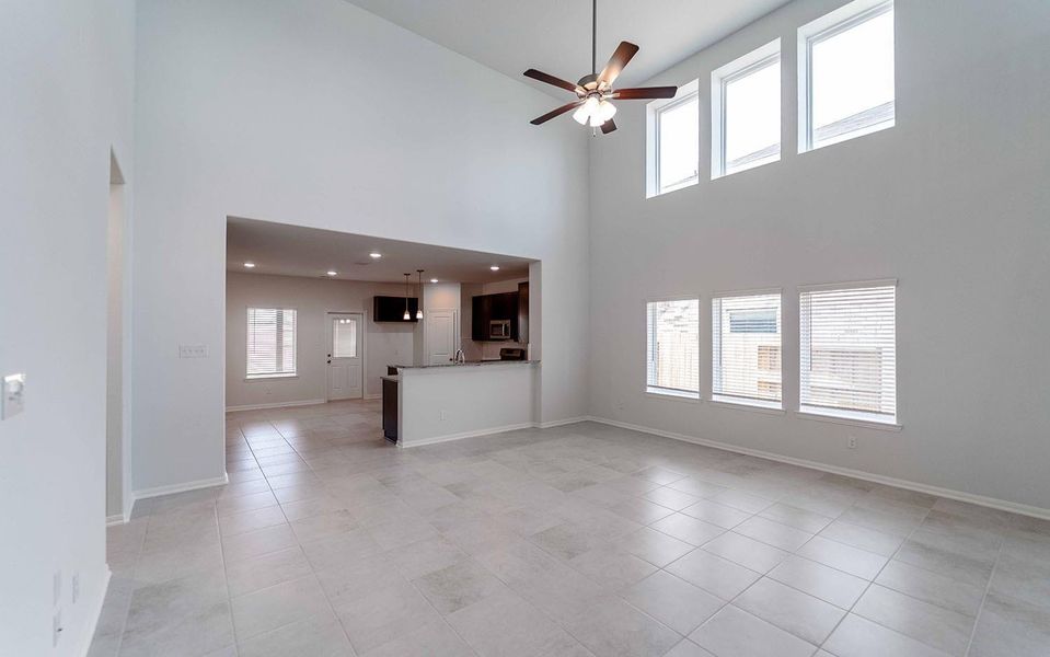 Spacious, unfurnished interior of a new home in Bay Creek, Baytown (Image 10). Spacious, unfurnished interior of a new home in Bay Creek, Baytown (Image 10).