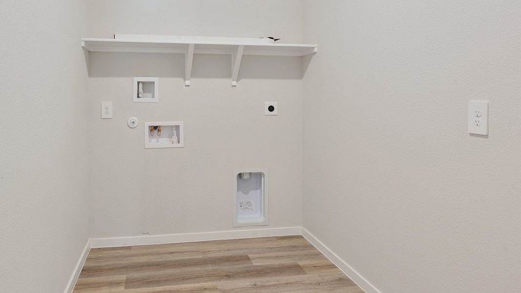 Spacious, unfurnished interior of a new home in Holly Ridge, Rosenberg (Image 22). Spacious, unfurnished interior of a new home in Holly Ridge, Rosenberg (Image 22).