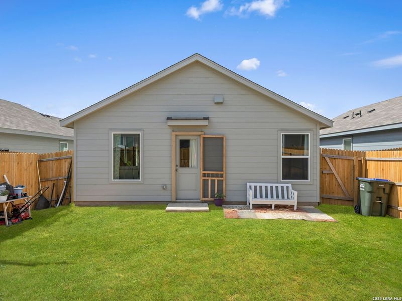 Exterior details and patio area of a home in Rose Valley, Converse (Image 3).