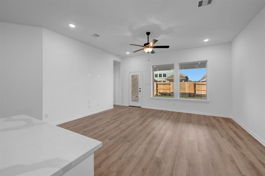 Spacious, unfurnished interior of a new home in Escondido 45’ Homesites, Magnolia (Image 12).