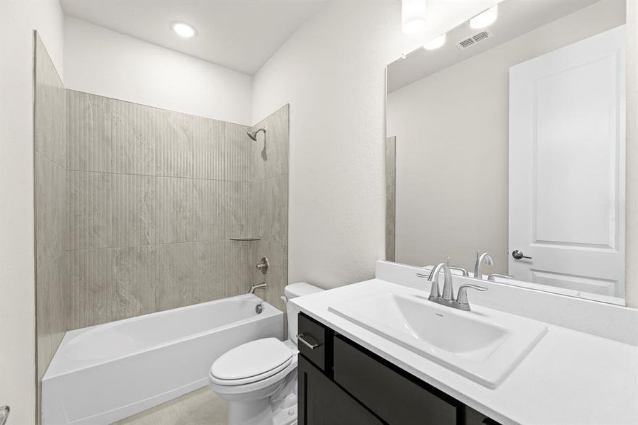 05. 2600 Andorra - 2ND Bath