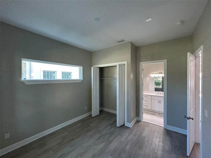 Spacious, unfurnished interior of a new home in , St. Petersburg (Image 52). Spacious, unfurnished interior of a new home in , St. Petersburg (Image 52).