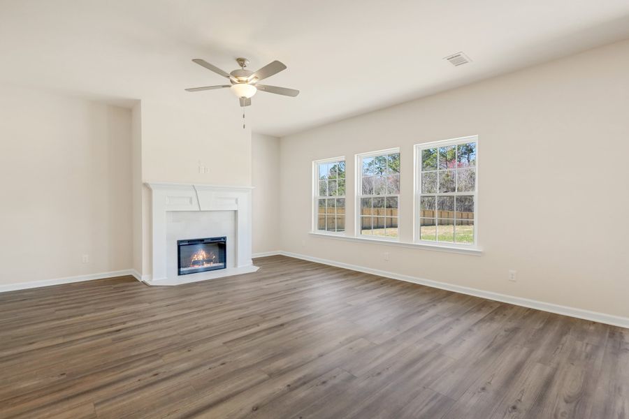 Representative unfurnished interior of a home built from the The Bagley by RTS Homes in Grand Reserve, Hinesville (Image 15).