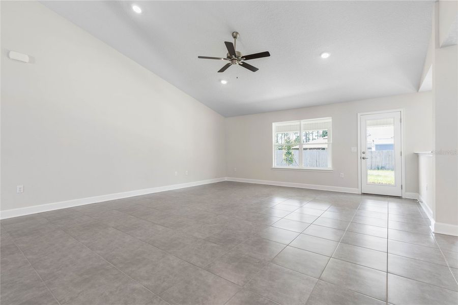 Spacious, unfurnished interior of a new home in Palm Coast, Palm Coast (Image 19).