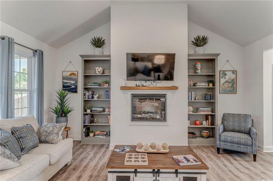 Furnished interior view inside a new home in , Cartersville (Image 10).