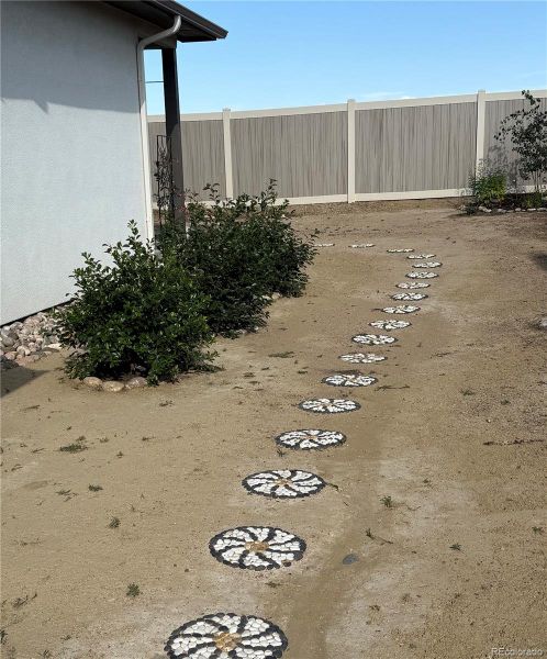 Image 38 of a home in .