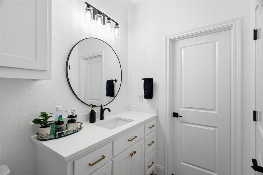 Furnished interior view inside a new home in , Chico (Image 27).