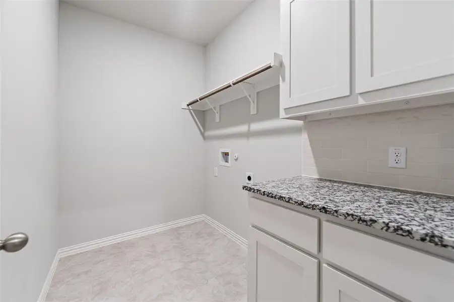 Furnished interior view inside a new home in Covenant Park, Springtown (Image 7). Furnished interior view inside a new home in Covenant Park, Springtown (Image 7).