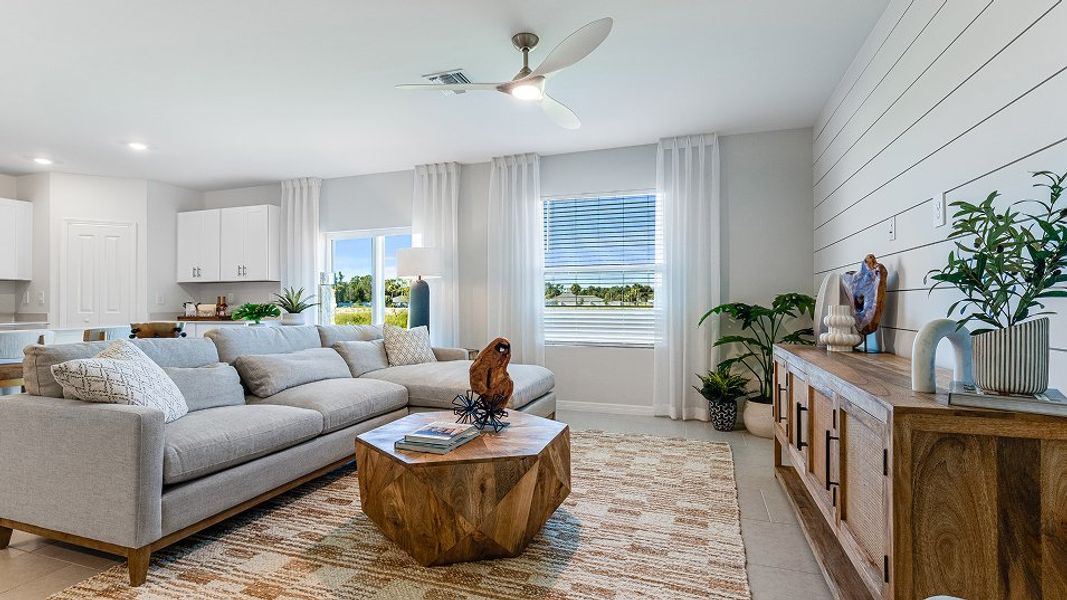 Florida CORE L004 Edison Family 1of4 F1 Base6 8 4 25