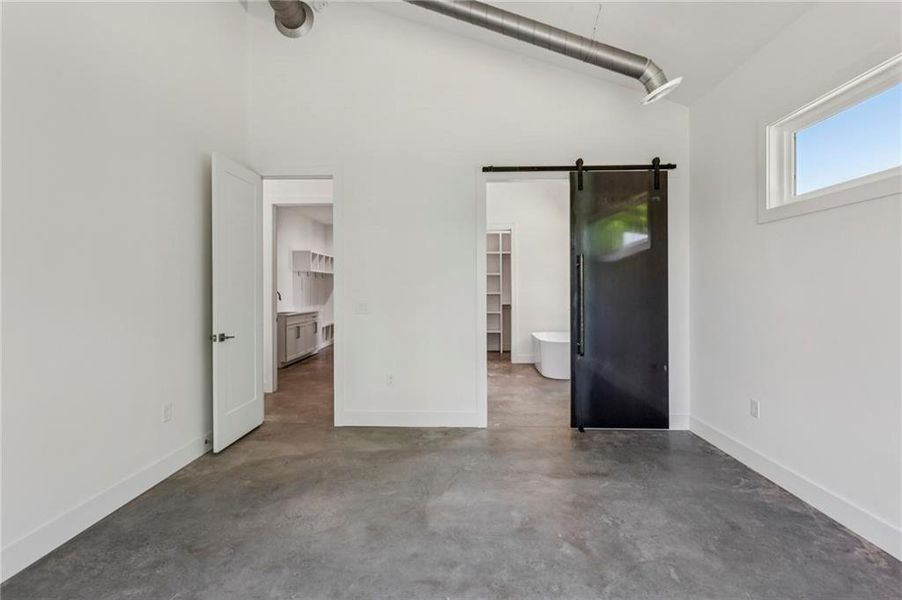 Spacious, unfurnished interior of a new home in , Marietta (Image 34).