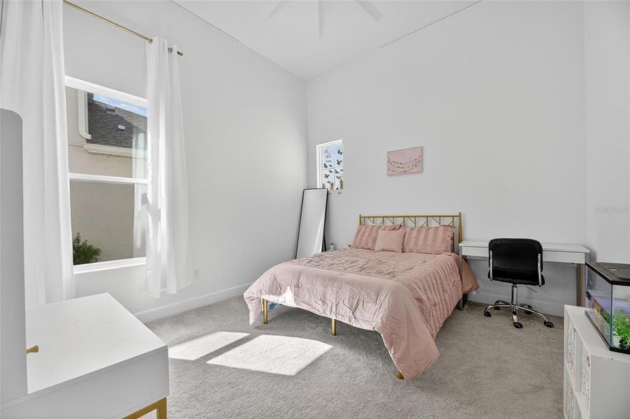 Furnished interior view inside a new home in , Apollo Beach (Image 31).