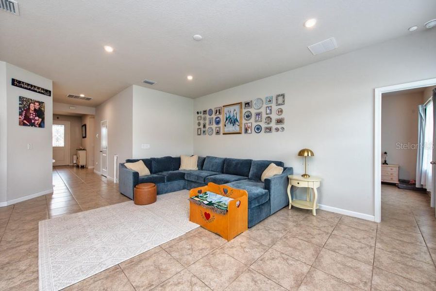 Furnished interior view inside a new home in , Zephyrhills (Image 26).
