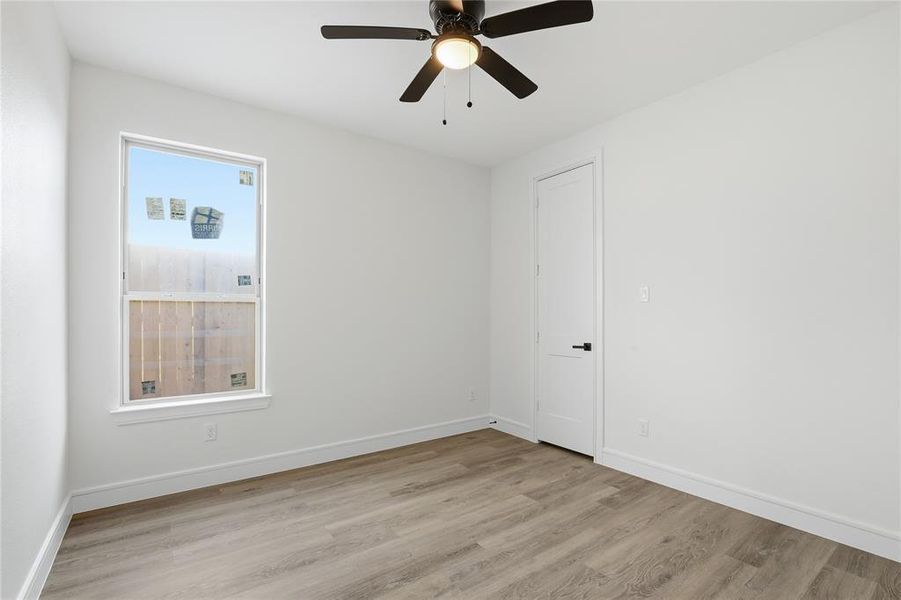 Spacious, unfurnished interior of a new home in , Lake Worth (Image 15).