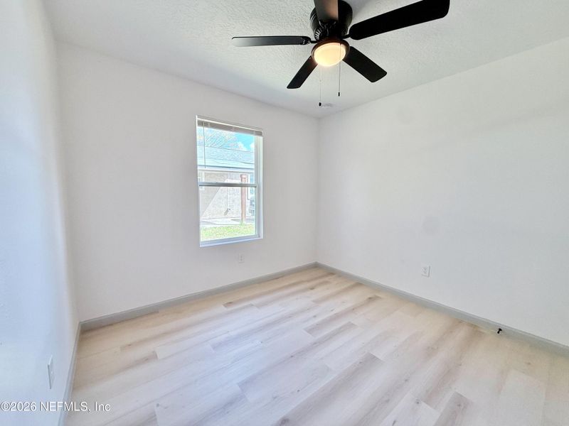Spacious, unfurnished interior of a new home in , Jacksonville (Image 21).