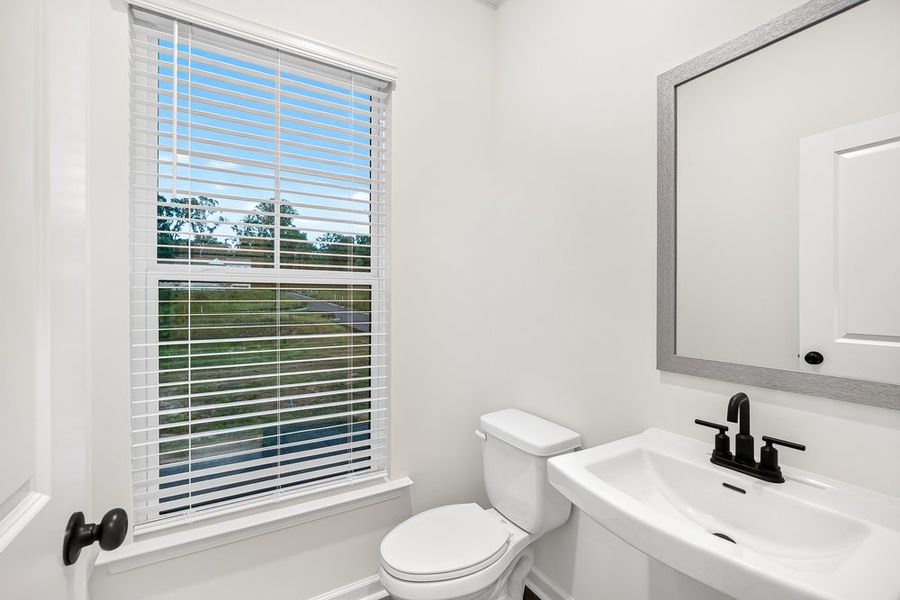 Furnished interior view inside a new home in Rosewood Farm, Lawrenceville (Image 25).
