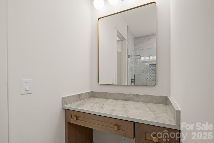Image 47 of a home in .