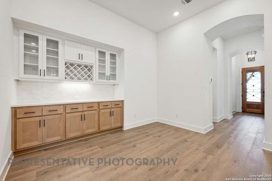 Spacious, unfurnished interior of a new home in Davis Ranch: 45ft. lots, San Antonio (Image 15).