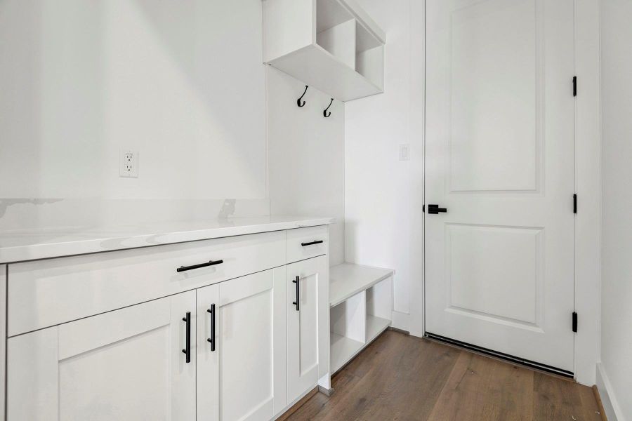 Furnished interior view inside a new home in Hallimore Ranch, Rosenberg (Image 9).
