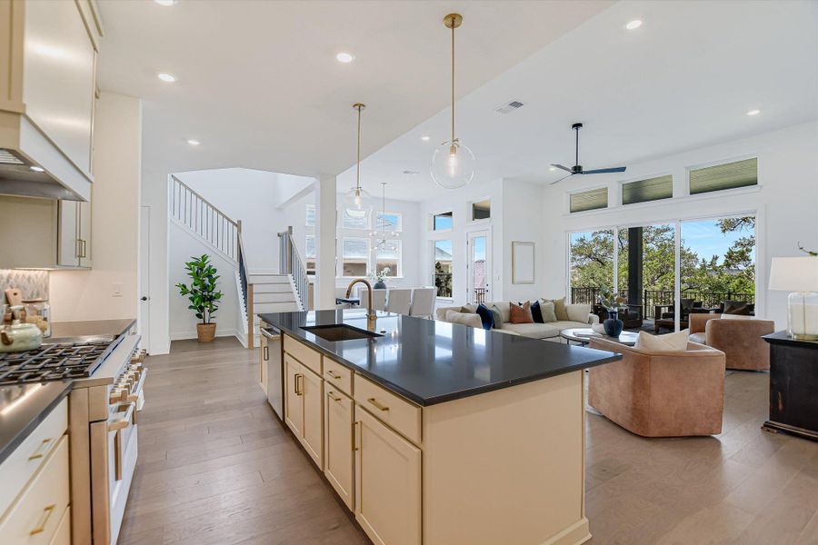Kitchen (Staged)